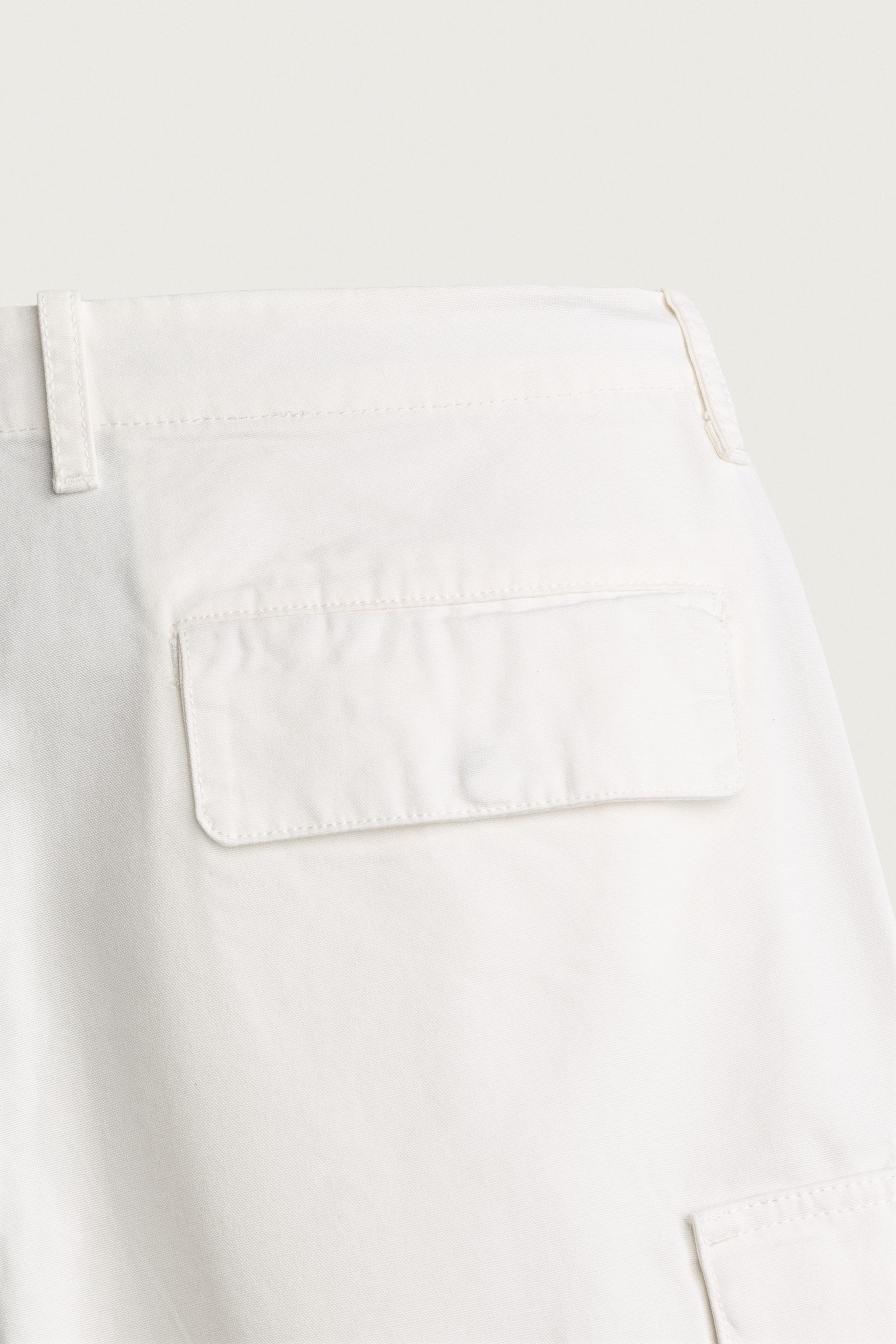 RELAXED FIT CANVAS CARGO SHORTS